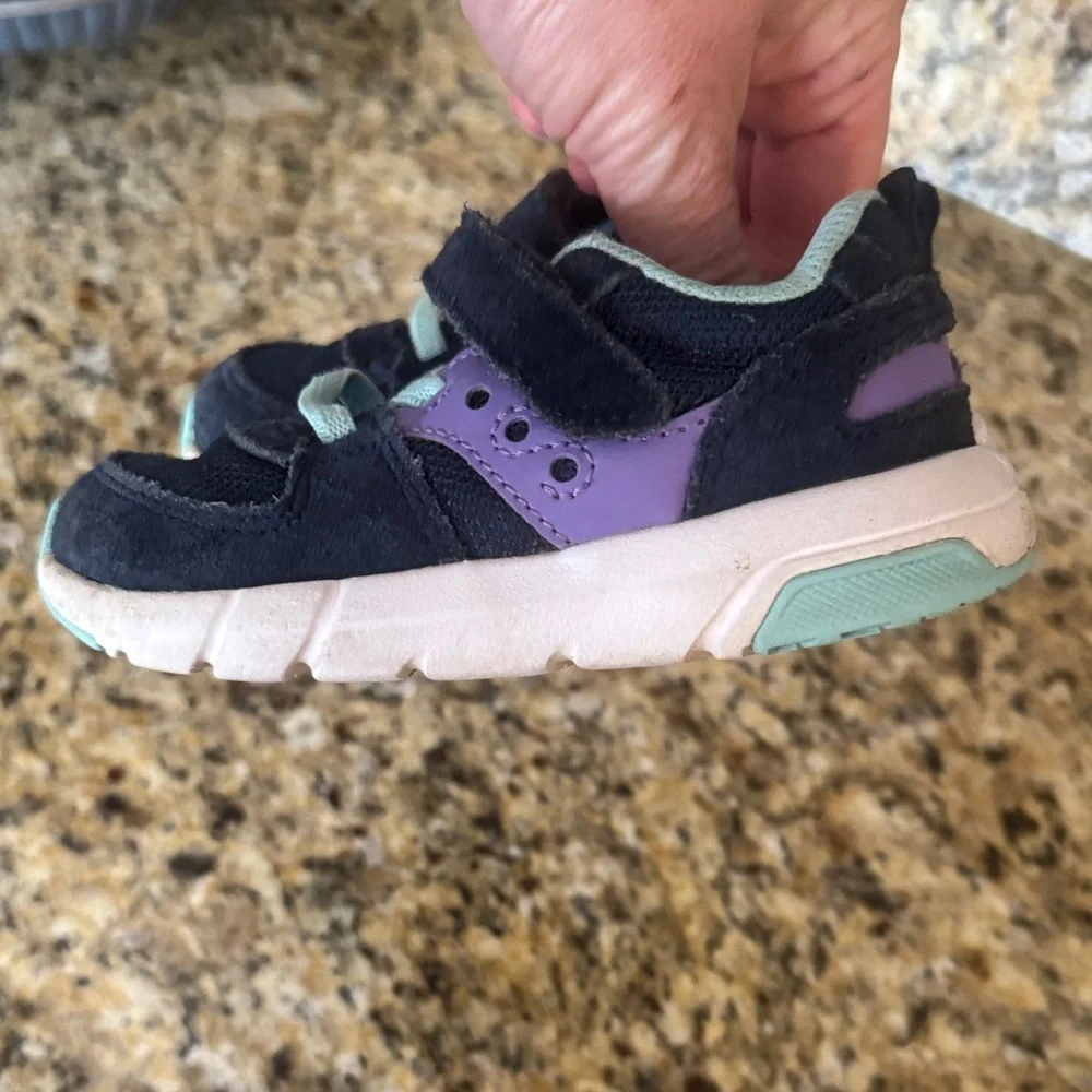 Saucony Kids' Navy and Mint Sneakers